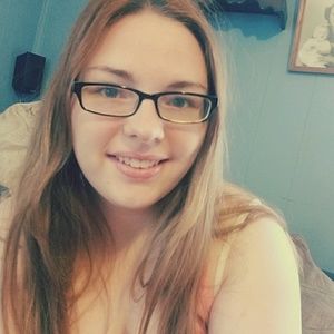 Meet your Posher, Alisha